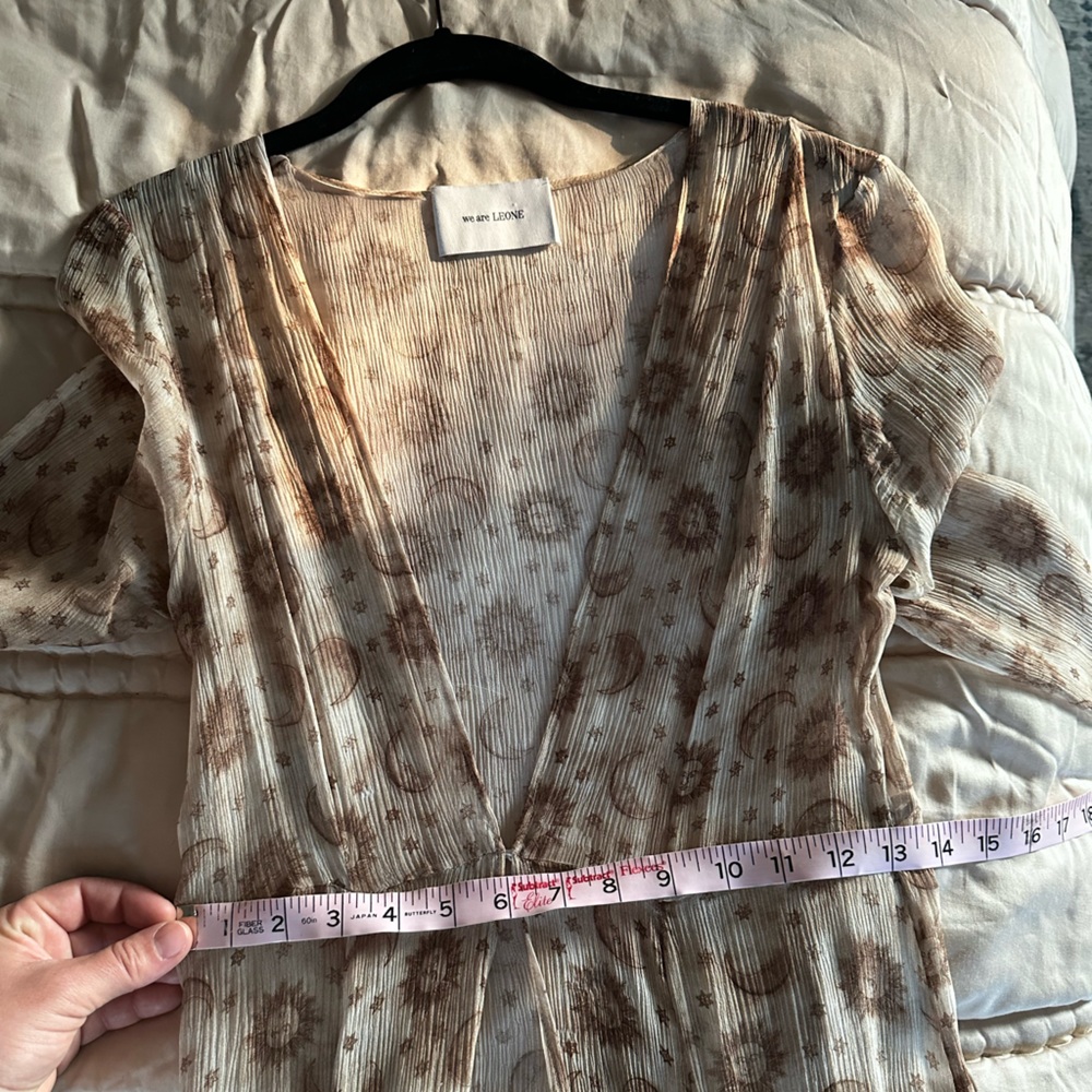 We are Leone: Beige & Brown Celestial Duster